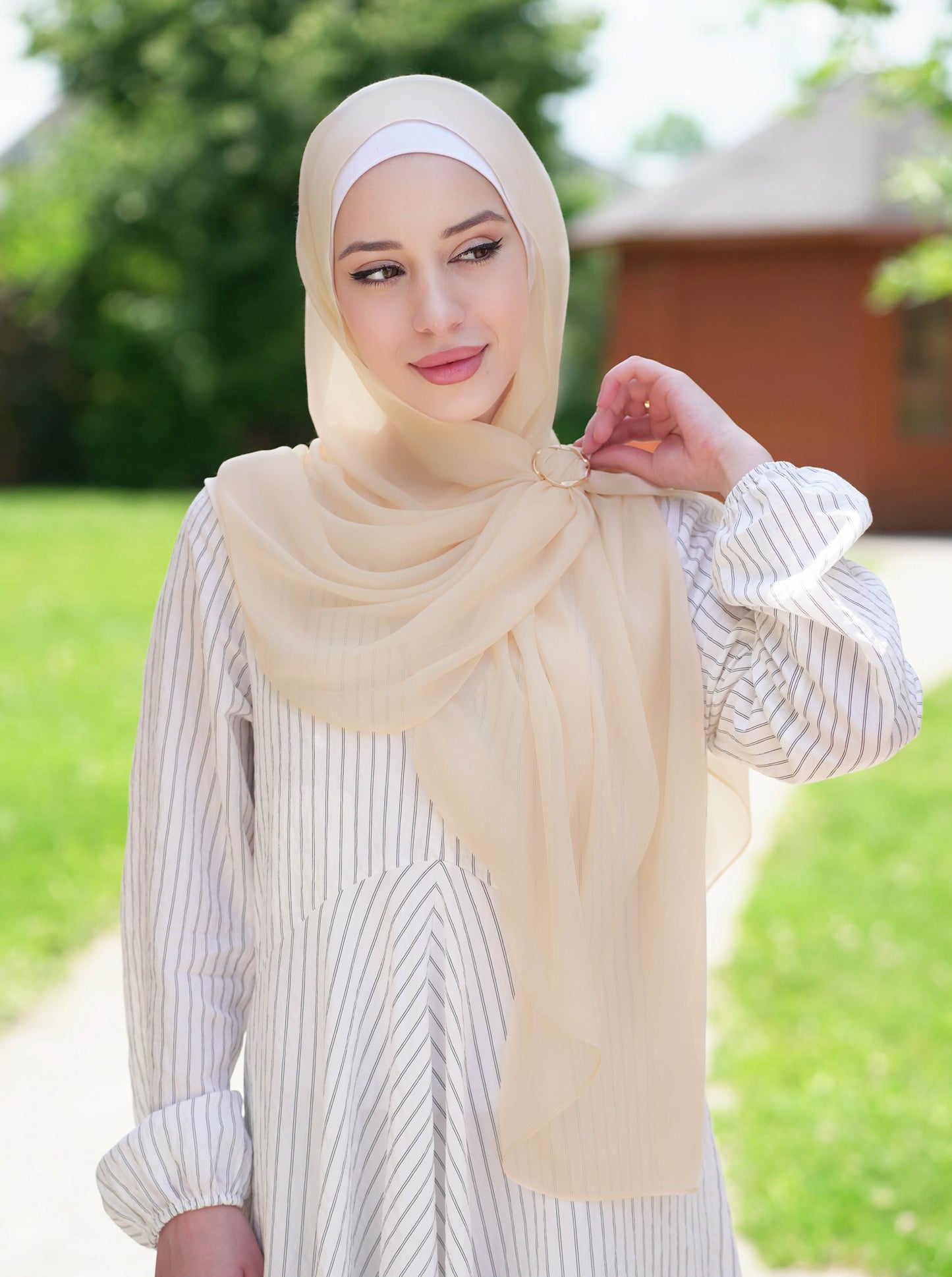 Airy modal scarf - beige